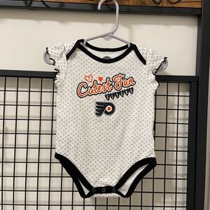 NWOT‎ | NHL flyers onesie — 12 months